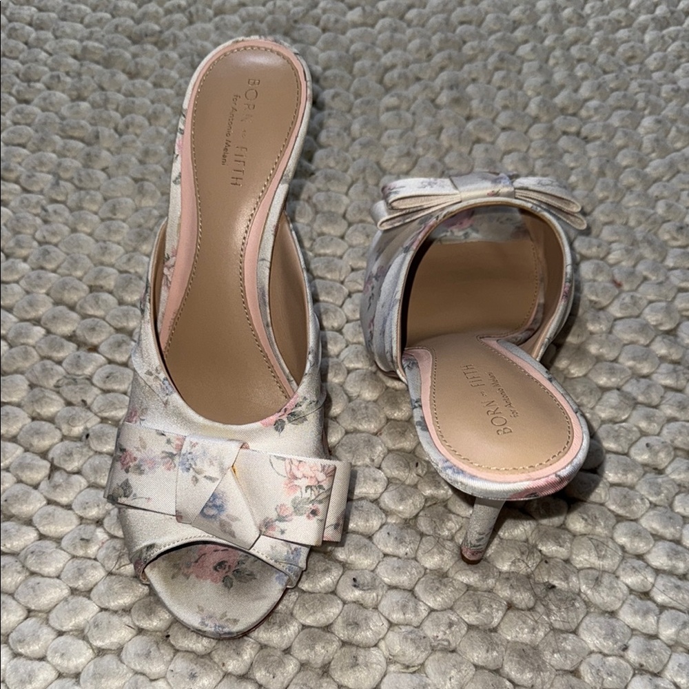 ANTONIO MELANI Cream Heels Elegant Design